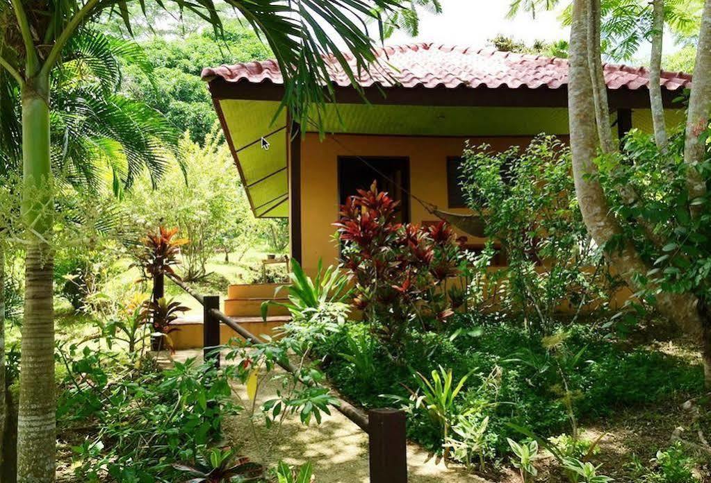 Casa Rosa Taytay Hotel Palawan Bagian luar foto